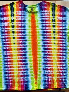 Gildan Unisex Rainbow Vertical Striped Tie Dye T-Shirt size 3XL